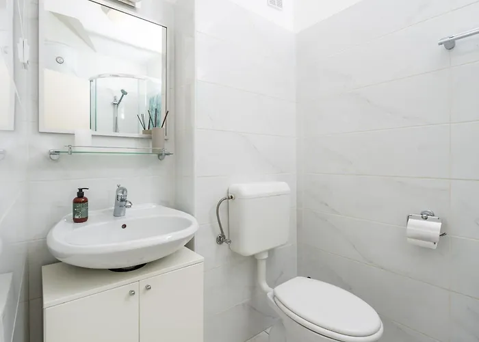 Blue Horizon Apartment